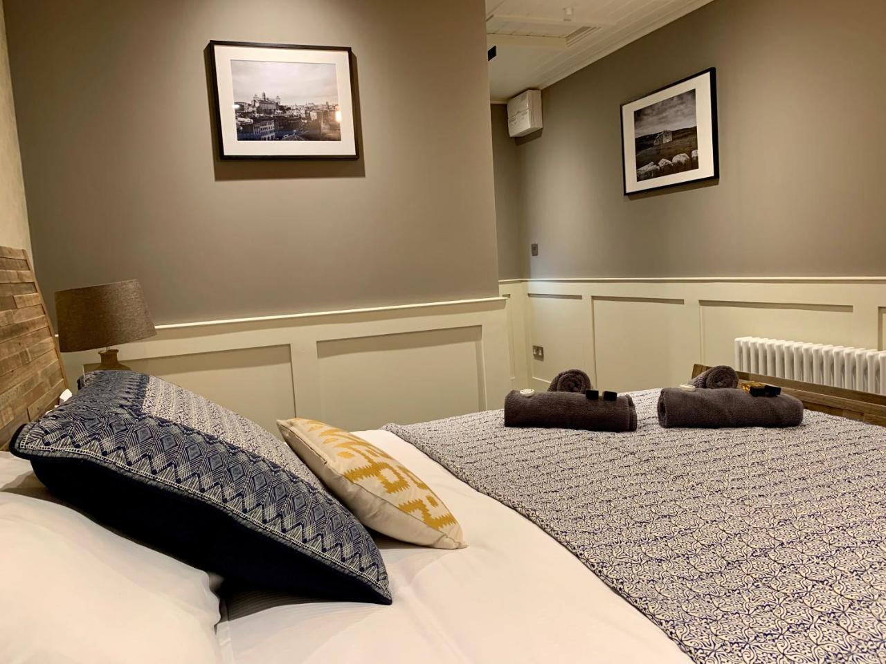 The Tower Arms Hotel Iver Extérieur photo